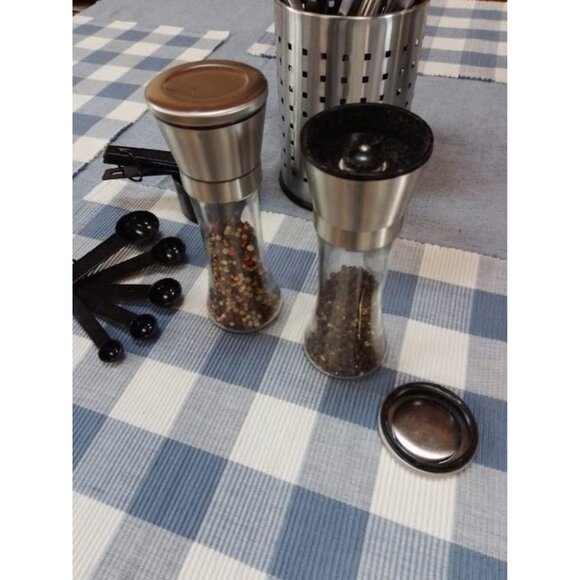 Smirly Silicone Utensils Set with Holder Kitchen Tools for Nonstick Cookware - Picture 8 of 16